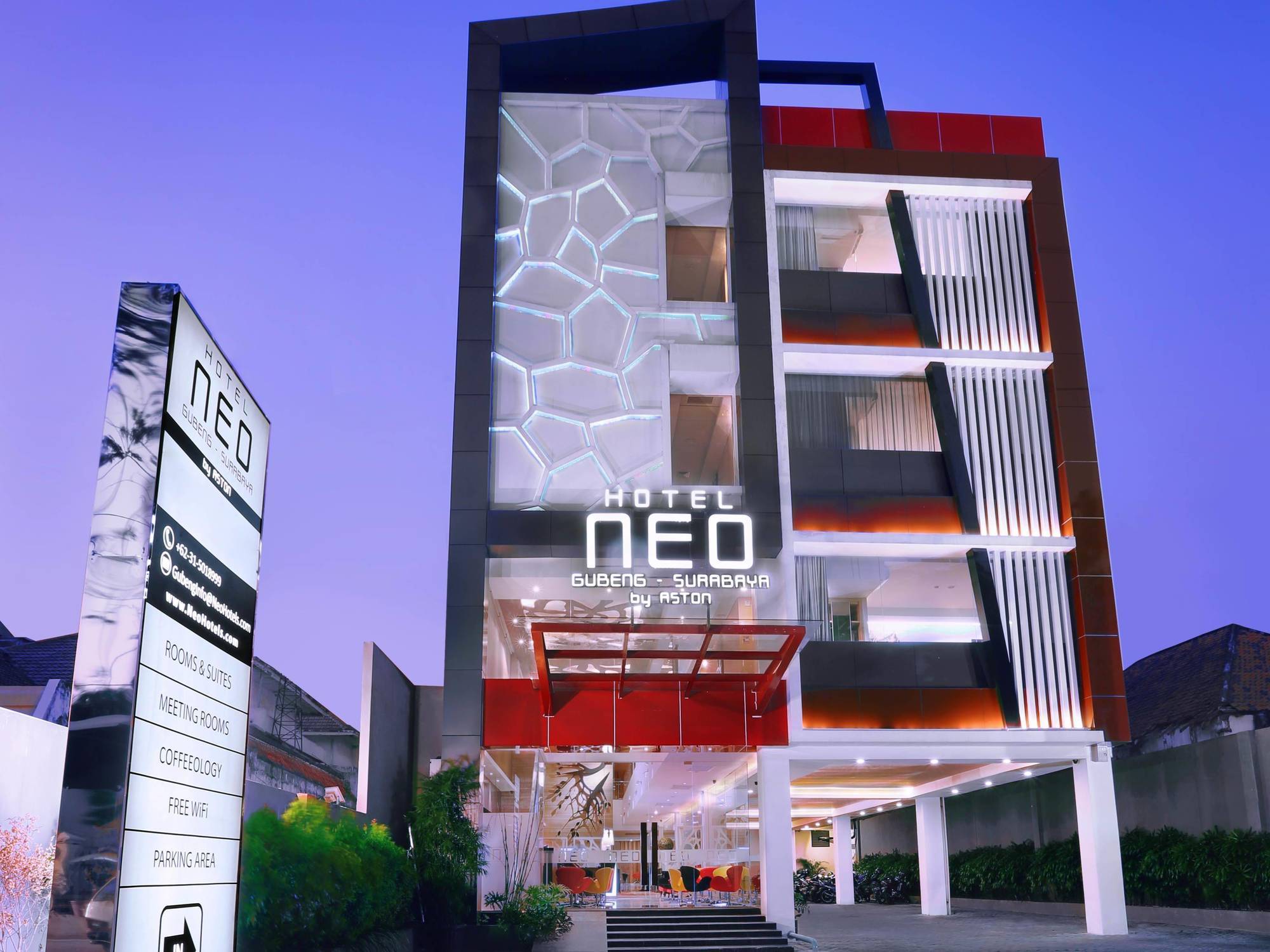 Hotel Neo Gubeng By Aston Surabaja Exteriér fotografie